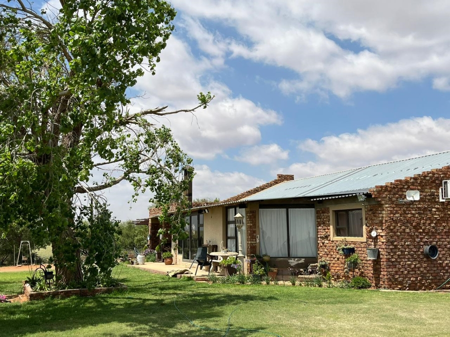 12 Bedroom Property for Sale in Bloemfontein Rural Free State